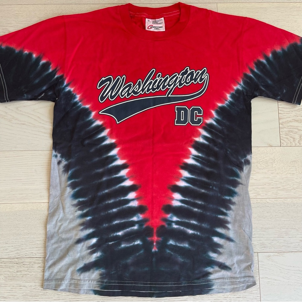 Vintage 90s Washington DC red black tie dye streetwear travel souvenir tee shirt